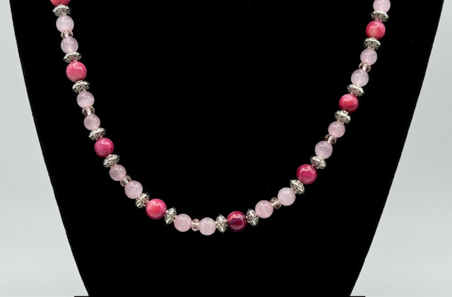 Pink Cat-Eyed beaded Necklace