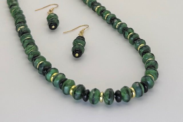 Green Marbled & Black Onyx Necklace Set