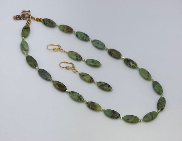 Green Chrysoprase Necklace & Earring Set